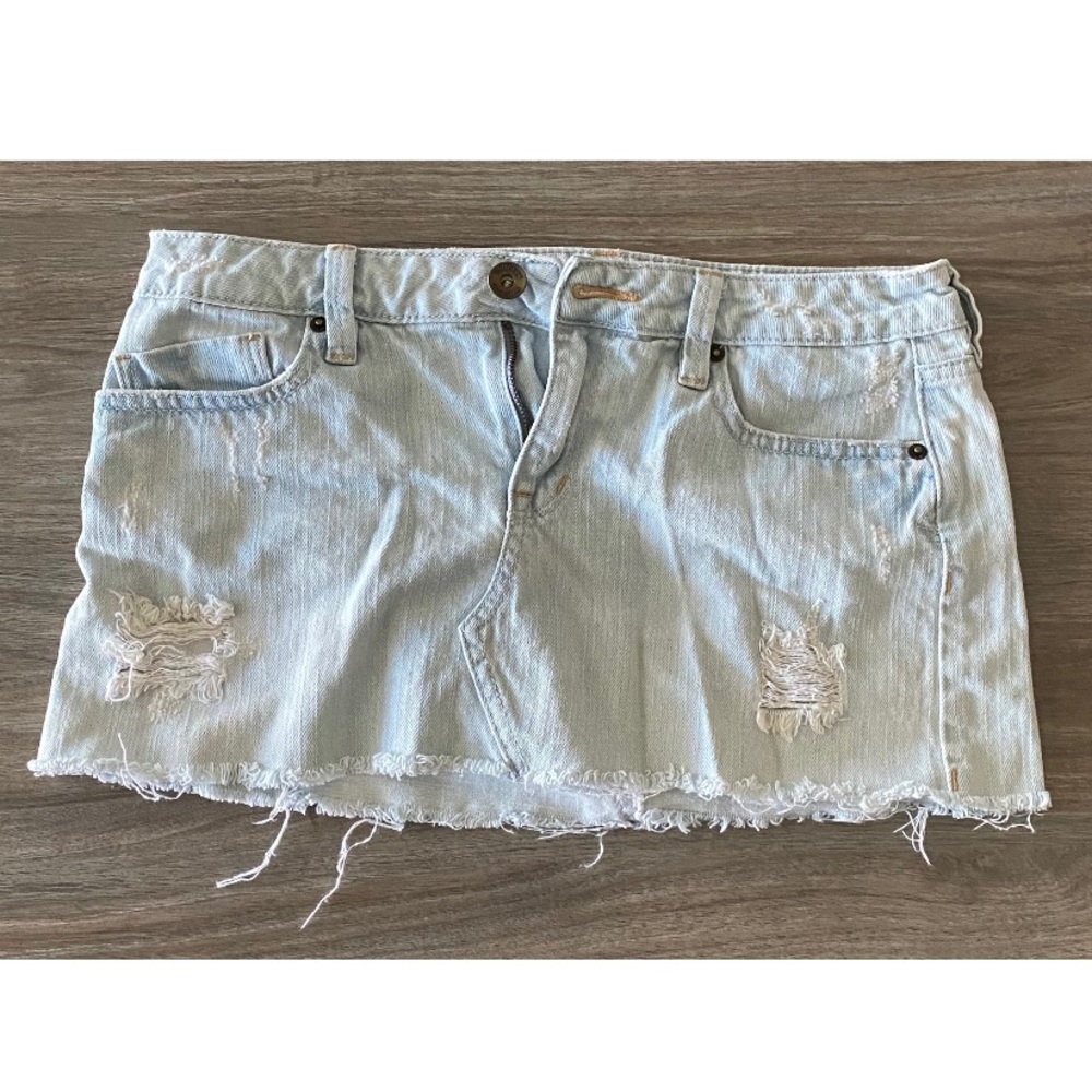 Bullhead Distressed Denim Mini Skirt